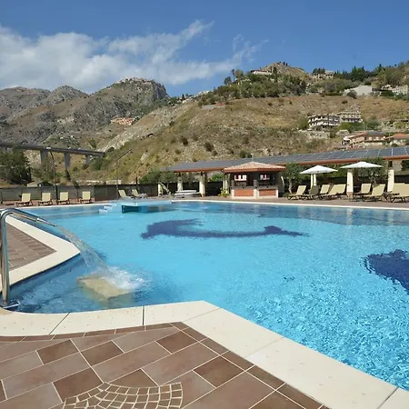 Hotel Art Diamond Naxos Taormina 4*